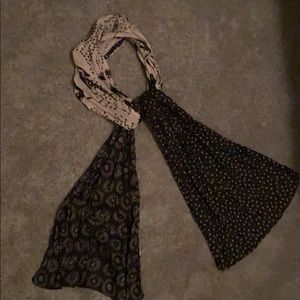 Gudrun Sjoden Scarf Black and cream